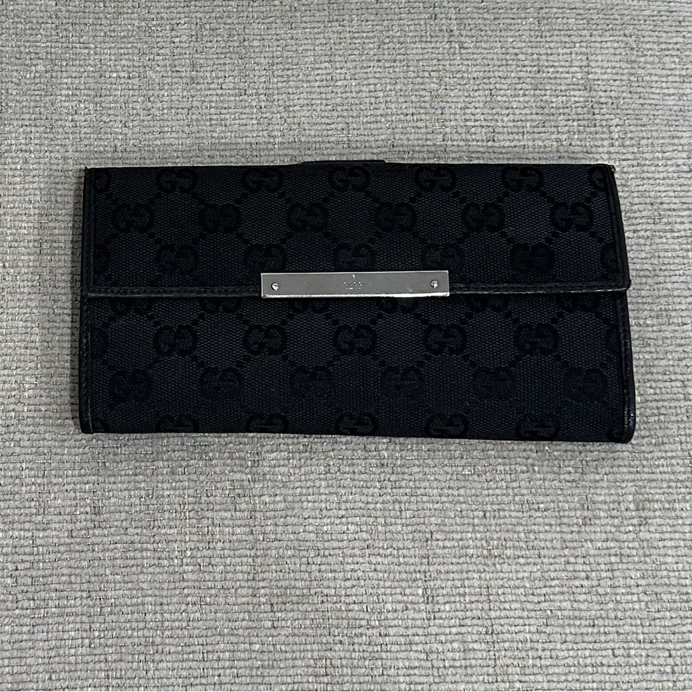 Authentic Black Gucci Canvas Continental Wallet